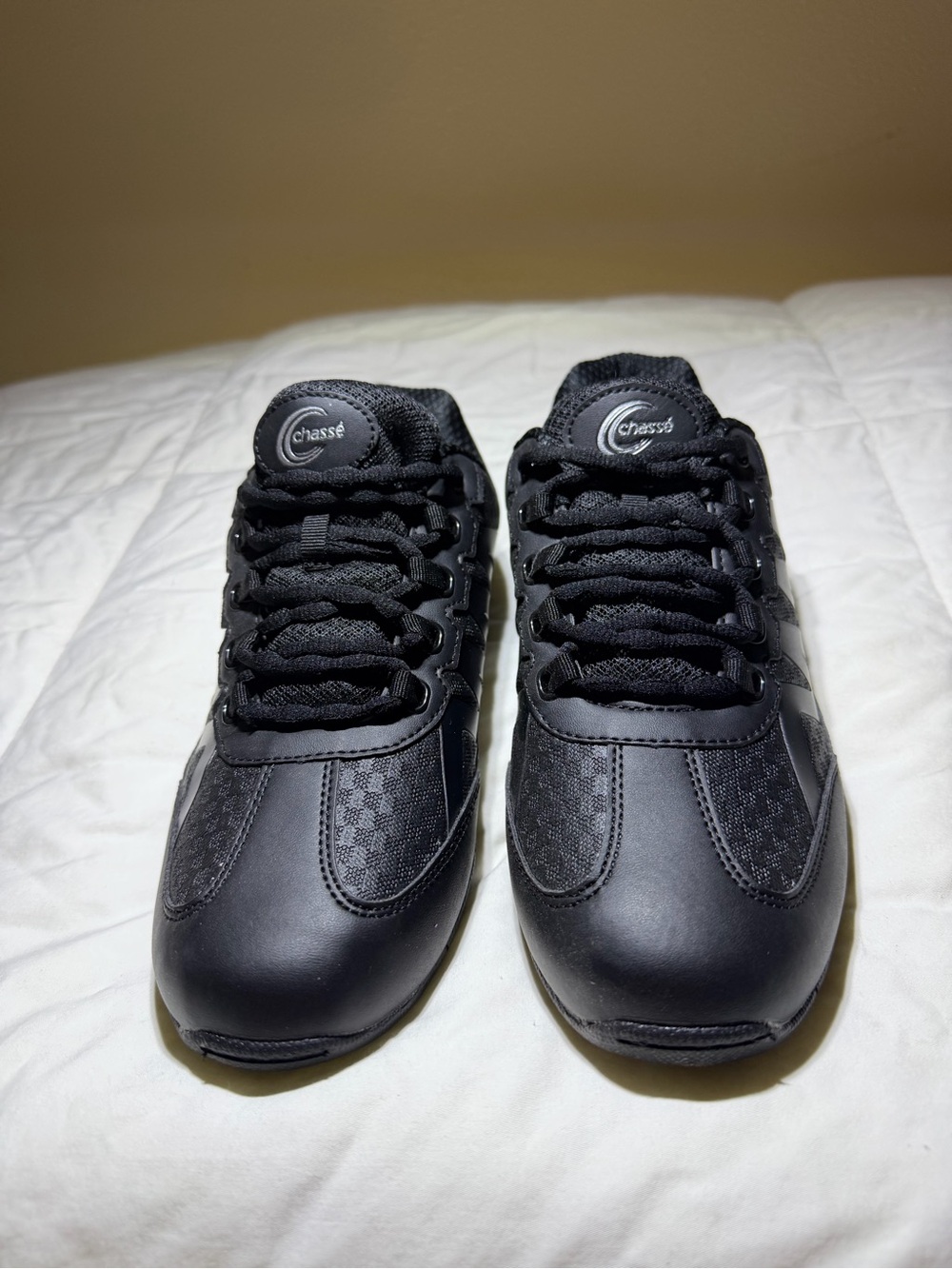 Chassé Men's Black Lace-Up Sneakers - Sleek Everyday Performance